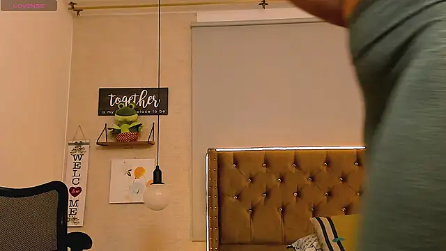 Snapshot of Thammy_Adams chatting on 5, 2, 2025 Thammy Adams online show from 5, 2, 2025