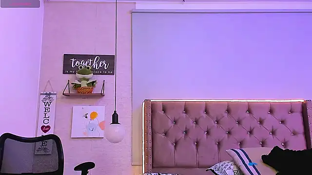 Snapshot of Thammy_Adams chatting on 6, 2, 2025 Thammy Adams online show from 6, 2, 2025