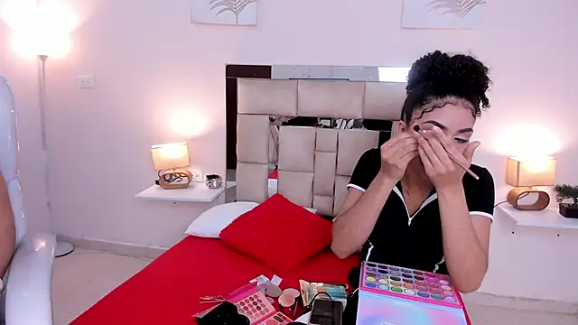 Snapshot of saraandstiven chatting on 23, 3, 2025 saraandstiven online show from 23, 3, 2025