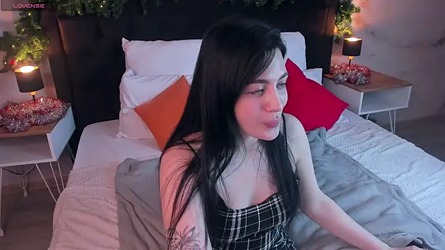 NicoleMolinari online show from 11, 12, 2024