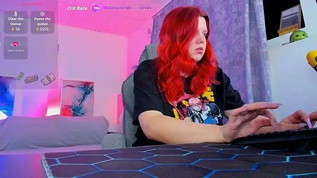 NielletaBlossom online show from 10, 11, 2025