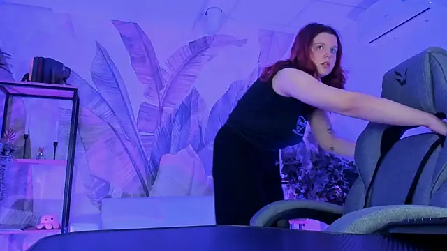 NielletaBlossom online show from 23, 9, 2025