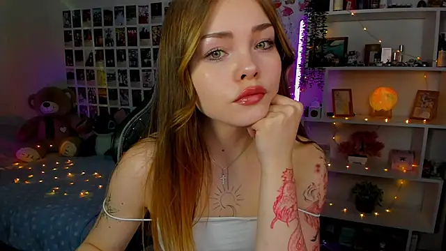 AkiraKatsu online show from 25, 9, 2025