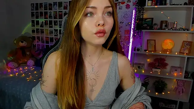 AkiraKatsu online show from 11, 10, 2025