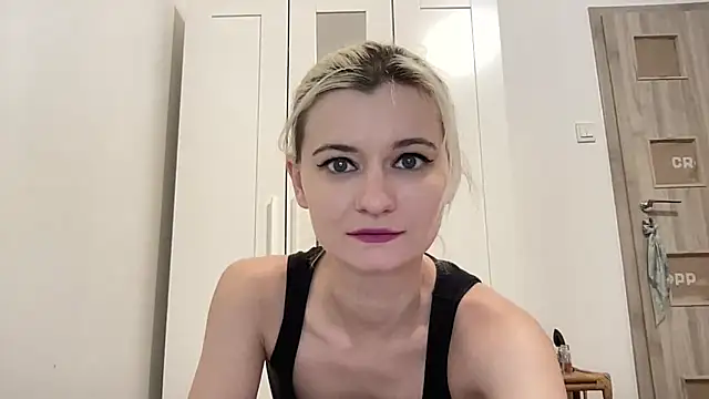 Onika Love online show from 11, 2, 2026