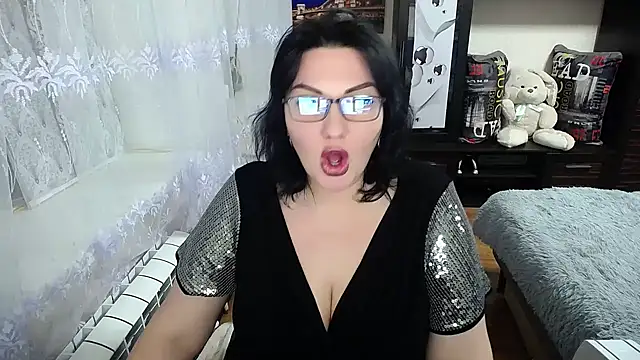 Lady Boom Wild  online show from 11, 2, 2025