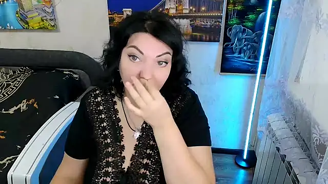 Lady Boom Wild  online show from 29, 9, 2025