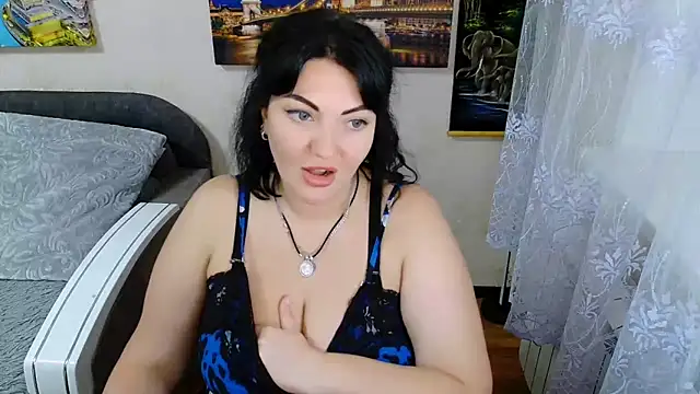 Lady Boom Wild  online show from 5, 10, 2025