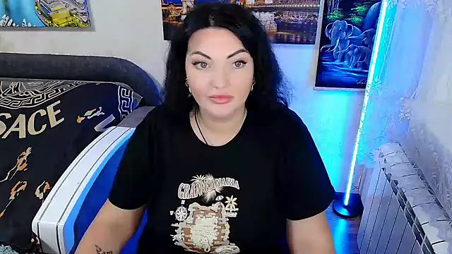 Lady Boom Wild  online show from 19, 9, 2025