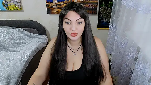 Lady Boom Wild  online show from 6, 10, 2025