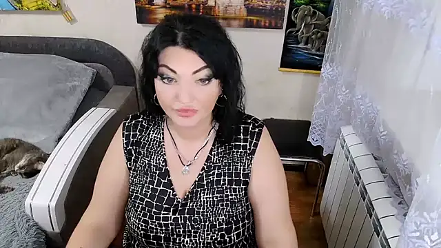 Lady Boom Wild  online show from 28, 11, 2025