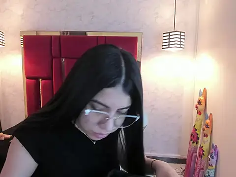 Violet m online show from 30, 10, 2025