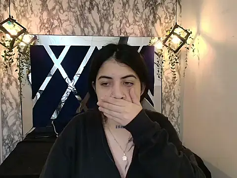 Violet m online show from 4, 11, 2025