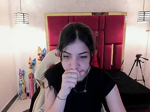 Violet m online show from 12, 9, 2025