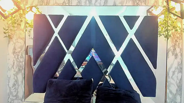 Violet m online show from 5, 12, 2024