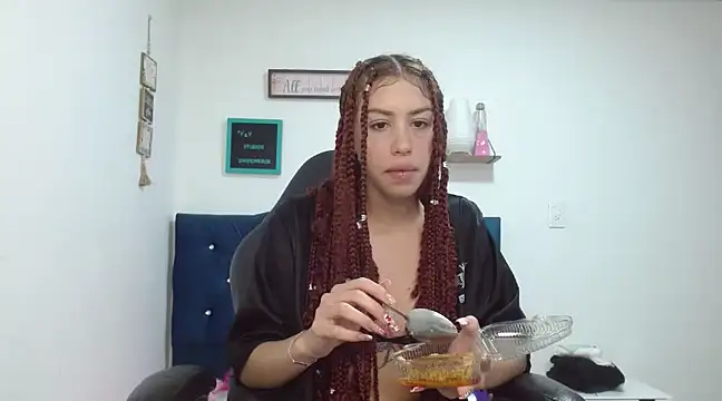 Perla web09 online show from 24, 1, 2025