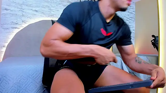 Snapshot of thaddeus_king chatting on 19, 9, 2025 thaddeus king online show from 19, 9, 2025