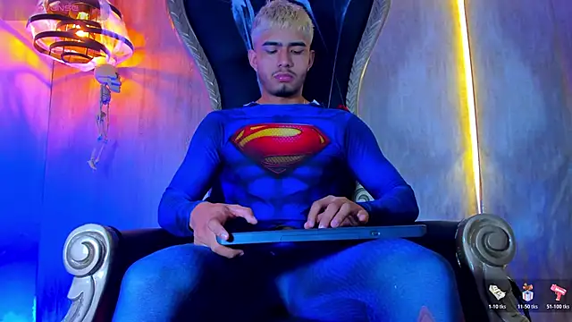 Snapshot of thaddeus_king chatting on 18, 10, 2025 thaddeus king online show from 18, 10, 2025