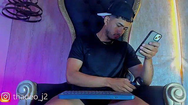 thaddeus king online show from 2, 2, 2026
