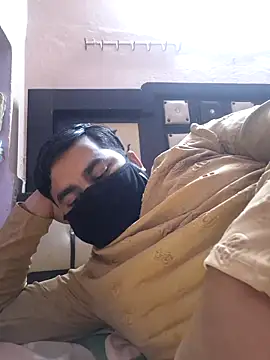 Snapshot of bobbyronak chatting on 27, 2, 2025 bobbyronak online show from 27, 2, 2025