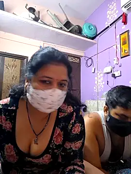 Snapshot of bobbyronak chatting on 18, 9, 2025 bobbyronak online show from 18, 9, 2025