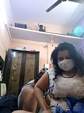 Snapshot of bobbyronak chatting on 16, 12, 2025 bobbyronak online show from 16, 12, 2025