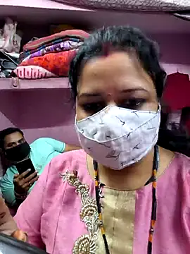 Snapshot of bobbyronak chatting on 11, 10, 2025 bobbyronak online show from 11, 10, 2025