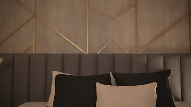 miia blake online show from 17, 12, 2025