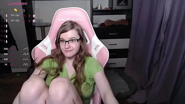 Tomato Tease online show from 1, 3, 2025