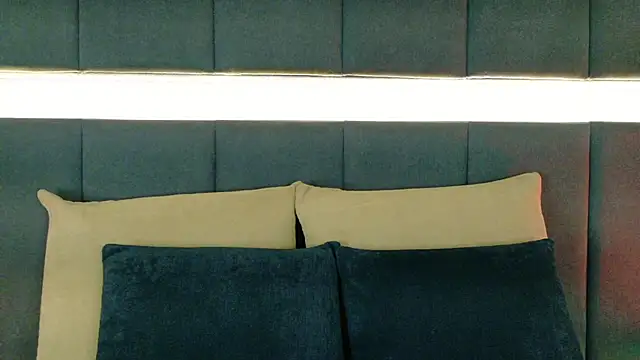 nicolle pierce online show from 29, 10, 2025