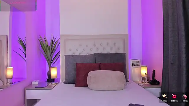 nicolle pierce online show from 13, 4, 2026