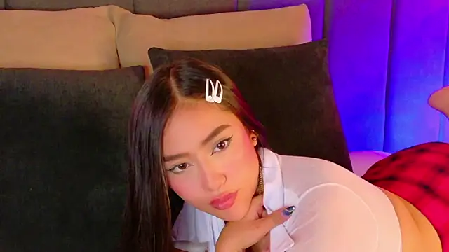 nicolle pierce online show from 13, 11, 2025