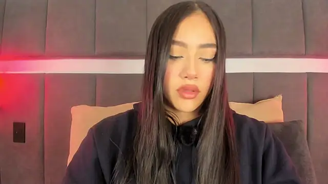 nicolle pierce online show from 3, 10, 2025