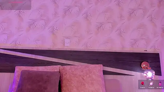 nicolle pierce online show from 19, 2, 2026