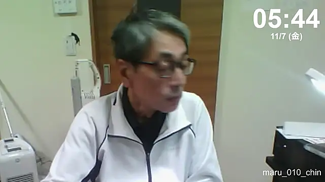 mama010-chan online show from 6, 11, 2025