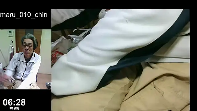 mama010-chan online show from 8, 3, 2025