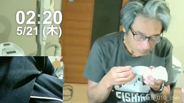 Snapshot of mama010-chan chatting on 20, 5, 2026 mama010-chan online show from 20, 5, 2026