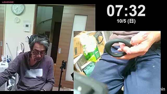 mama010-chan online show from 4, 10, 2025