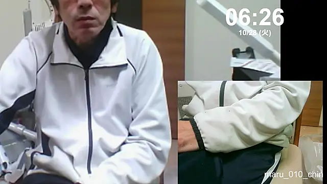 mama010-chan online show from 27, 10, 2025