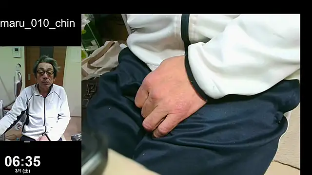 mama010-chan online show from 1, 3, 2025