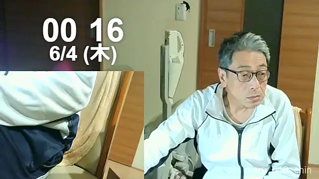Snapshot of mama010-chan chatting on 3, 6, 2026 mama010-chan online show from 3, 6, 2026