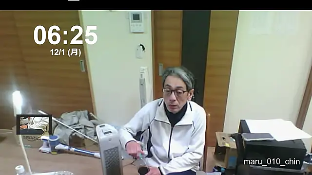 mama010-chan online show from 30, 11, 2025