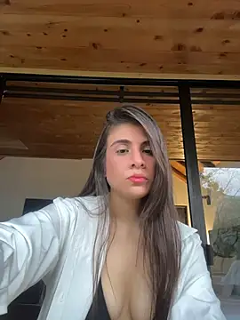 Snapshot of MariaIsabella8 chatting on 7, 5, 2026 MariaIsabella8 online show from 7, 5, 2026