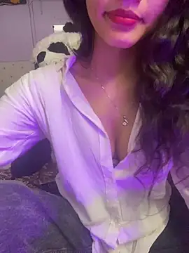 Divyaa69 online show from 14, 1, 2026