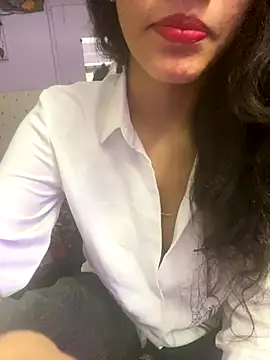 Divyaa69 online show from 14, 12, 2025