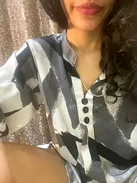 Divyaa69 online show from 3, 10, 2025