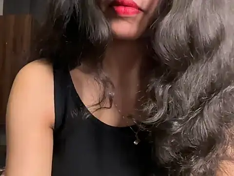 Snapshot of Divyaa69 chatting on 19, 6, 2026 Divyaa69 online show from 19, 6, 2026