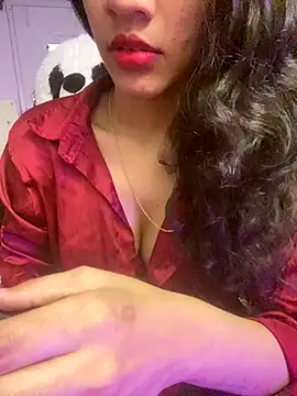 Divyaa69 online show from 22, 12, 2025