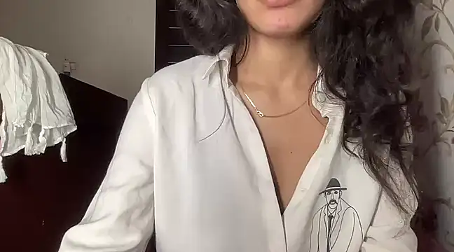 Divyaa69 online show from 19, 2, 2025