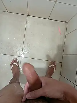 Snapshot of ANTI chatting on 24, 10, 2025 ANTI online show from 24, 10, 2025